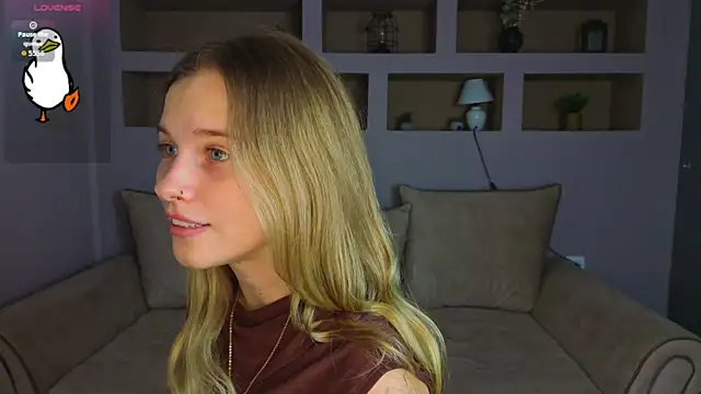 LinaCristonsen online show from October 5, 3:03 pm