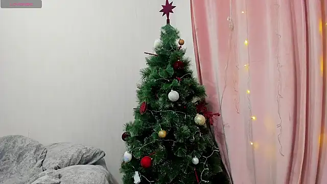 LinaCristonsen online show from January 4, 6:19 pm