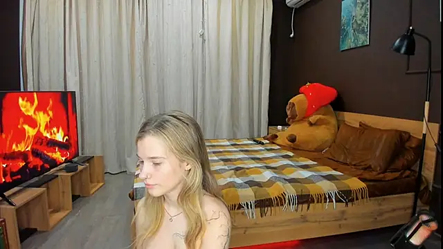 LinaCristonsen online show from March 16, 5:50 pm