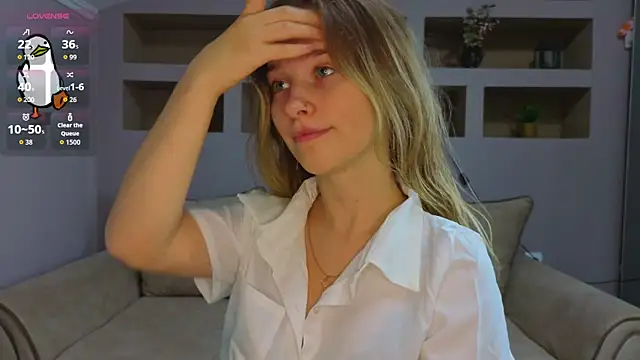 LinaCristonsen online show from October 30, 4:15 pm