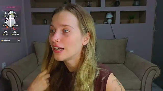 LinaCristonsen online show from September 30, 6:03 pm