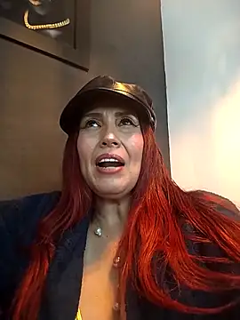 Perla Franco online show from November 22, 5:17 am