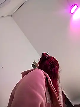 Perla Franco online show from December 3, 5:08 am