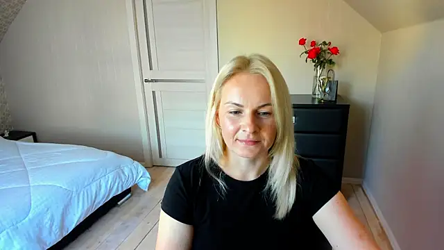 Alicee Gracee online show from October 3, 7:54 am