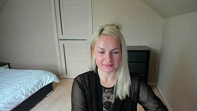 Alicee Gracee online show from October 21, 6:57 am