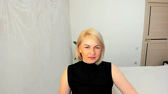 Alicee Gracee online show from April 9, 6:25 pm