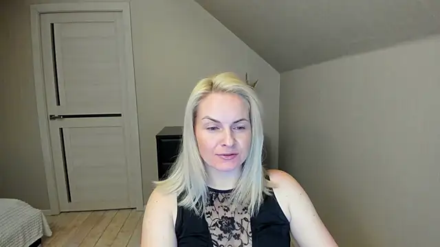 Alicee Gracee online show from February 20, 6:57 pm
