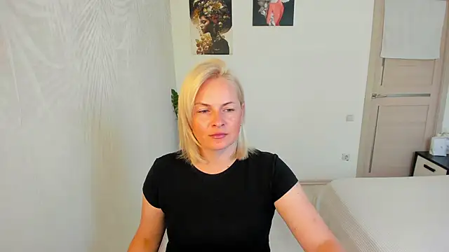 Snapshot of Alicee_Gracee chatting on July 12, 9:32 am Alicee Gracee online show from July 12, 9:32 am
