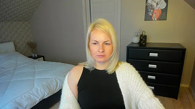 Alicee Gracee online show from November 28, 7:41 am