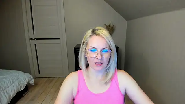 Alicee Gracee online show from March 17, 6:11 pm