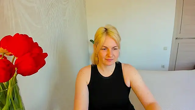 Alicee Gracee online show from April 29, 8:29 am