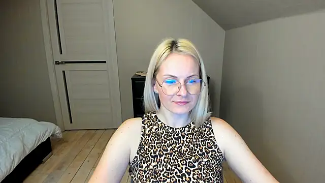 Alicee Gracee online show from March 14, 6:18 pm