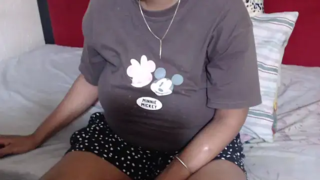 MaximTease24 online show from May 8, 9:29 pm