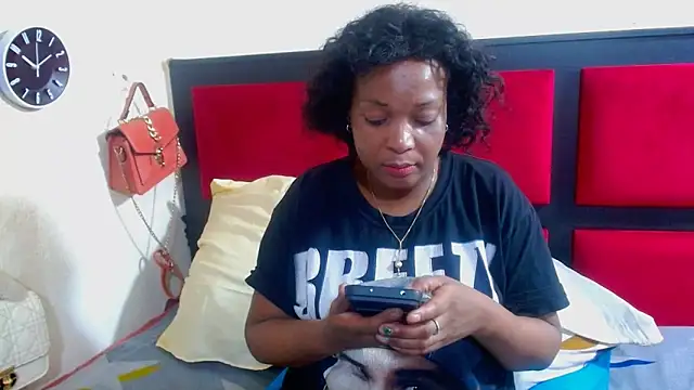 MaximTease24 online show from March 14, 9:21 pm