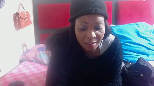 MaximTease24 online show from March 12, 3:27 pm