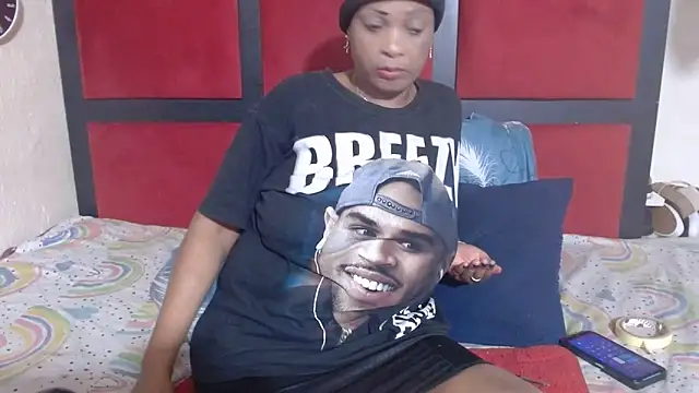 Snapshot of MaximTease24 chatting on June 9, 2:07 pm MaximTease24 online show from June 9, 2:07 pm