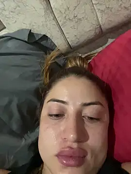 cristal-evanns online show from June 5, 3:00 am