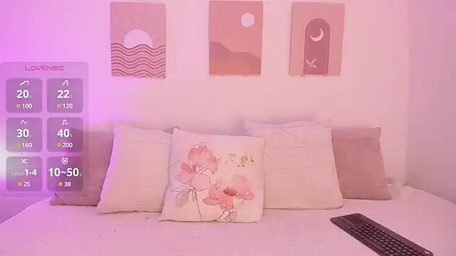 Mia Heartt online show from February 7, 7:27 pm