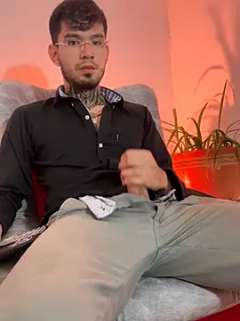 Anthony-Martin online show from November 7, 2:43 pm