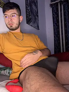 Snapshot of Anthony-Martin chatting on February 26, 12:16 pm Anthony-Martin online show from February 26, 12:16 pm