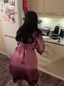 Snapshot of ScarletAss chatting on January 18, 7:37 pm ScarletAss online show from January 18, 7:37 pm