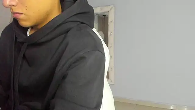 Lucii fer  online show from February 13, 11:21 am