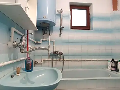 beaverwoman online show from October 12, 10:27 am