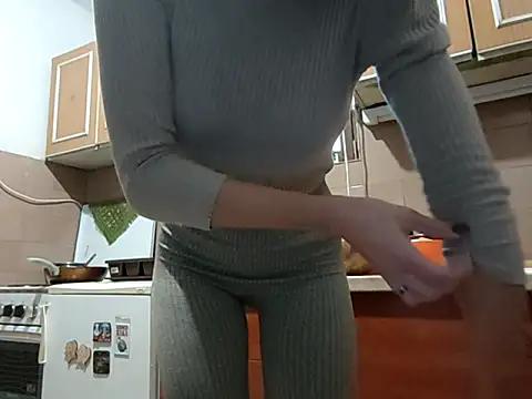 beaverwoman online show from November 10, 1:49 pm