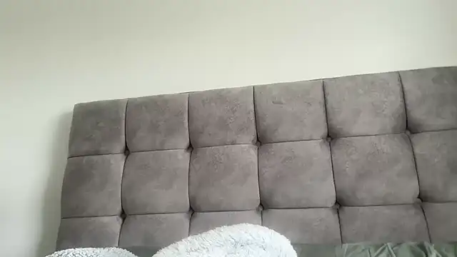 LustfulLuna  online show from March 14, 11:38 am