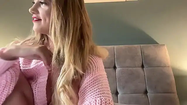 LustfulLuna  online show from February 9, 11:36 am