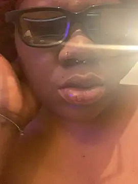 bonbonaumiel online show from January 3, 6:11 am