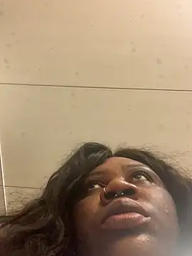 bonbonaumiel online show from January 5, 7:17 pm