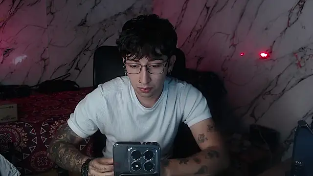 Dereck Dickson online show from February 20, 12:18 am