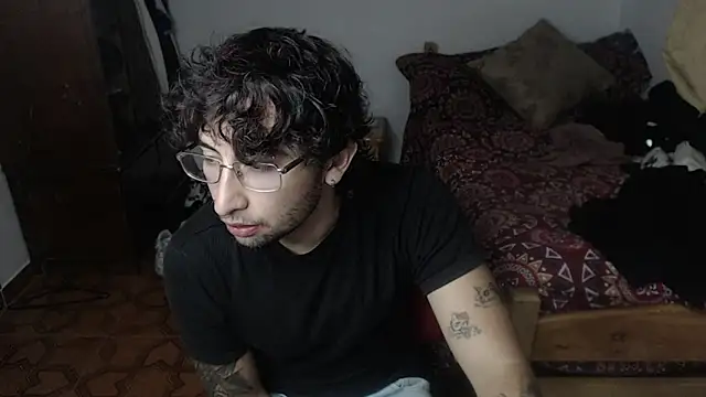 Snapshot of Dereck_Dickson chatting on September 20, 2:27 am Dereck Dickson online show from September 20, 2:27 am