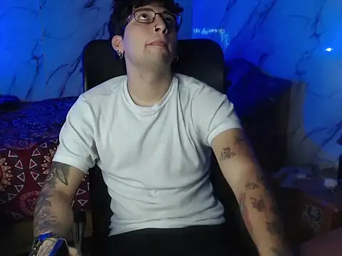 Dereck Dickson online show from February 21, 1:07 am