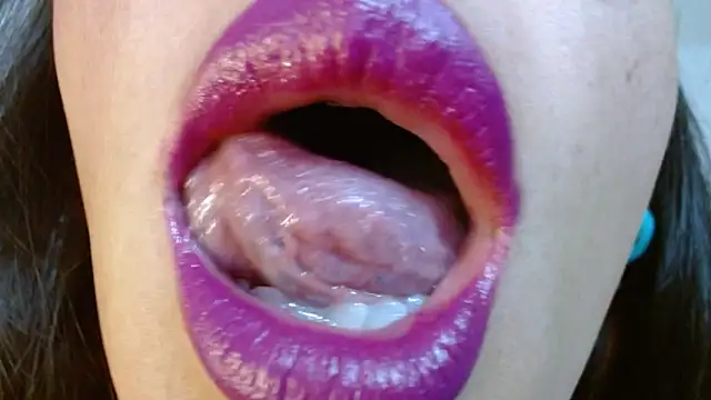 Snapshot of miss_evoleth2 chatting on November 14, 7:01 am miss evoleth2 online show from November 14, 7:01 am