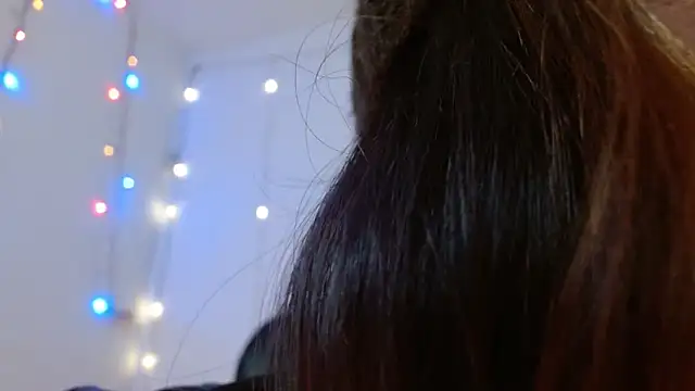 Snapshot of miss_evoleth2 chatting on February 3, 1:49 am miss evoleth2 online show from February 3, 1:49 am