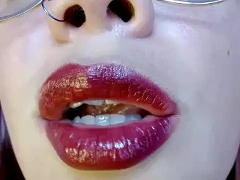 Snapshot of miss_evoleth2 chatting on February 20, 4:50 am miss evoleth2 online show from February 20, 4:50 am