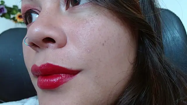 miss evoleth2 online show from March 6, 4:02 pm