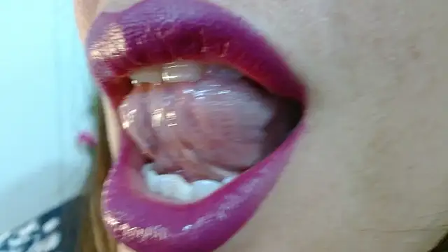 miss evoleth2 online show from March 20, 11:00 am