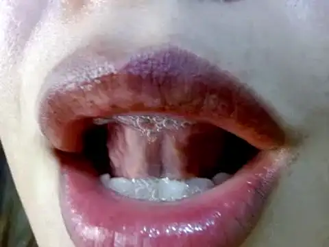 Snapshot of miss_evoleth2 chatting on March 3, 8:51 am miss evoleth2 online show from March 3, 8:51 am