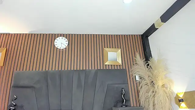 NaxaAndLexi  online show from April 24, 1:46 pm