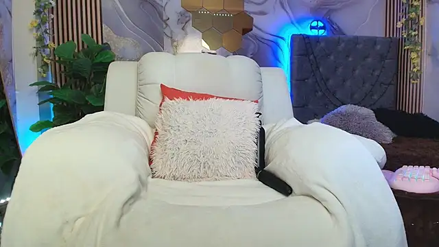concubine online show from June 6, 2:33 pm