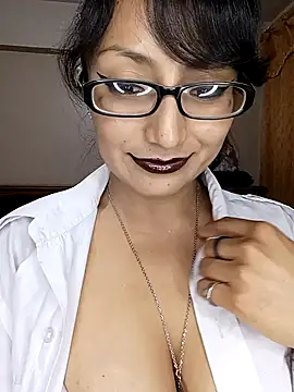 Lucy Chery online show from December 17, 12:04 am