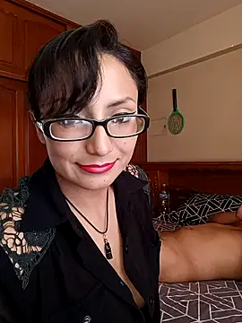 Lucy Chery online show from December 19, 8:33 pm