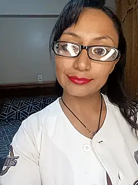 Snapshot of Lucy_Chery chatting on October 21, 10:42 pm Lucy Chery online show from October 21, 10:42 pm