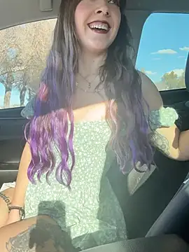 thevixenviolet online show from April 15, 12:05 am