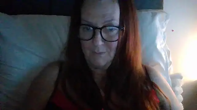 Snapshot of Tillieuk chatting on March 26, 11:46 pm Tillieuk online show from March 26, 11:46 pm
