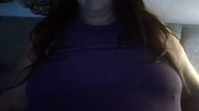 Snapshot of Tillieuk chatting on June 2, 8:53 pm Tillieuk online show from June 2, 8:53 pm