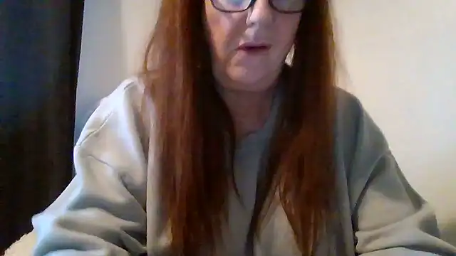 Snapshot of Tillieuk chatting on March 9, 3:15 pm Tillieuk online show from March 9, 3:15 pm